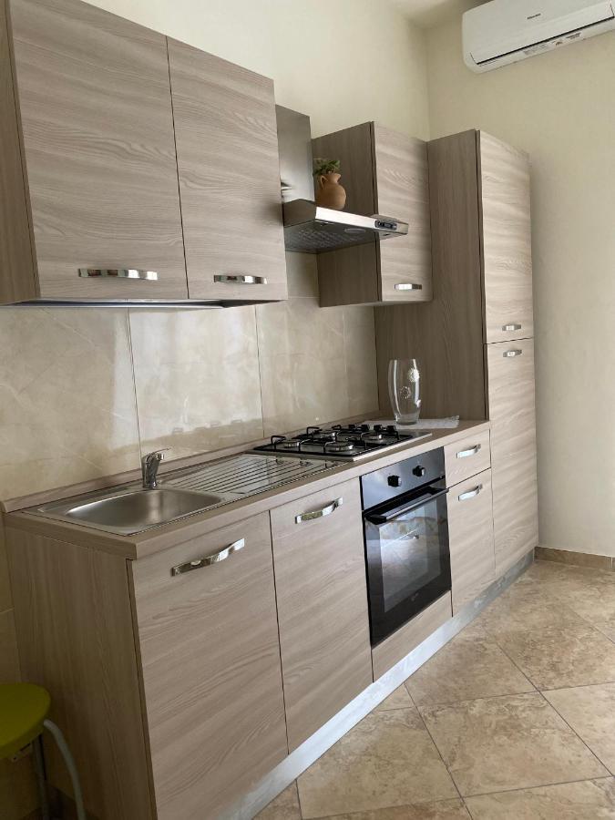 فندق Falu Napoli Centro Camera Con Cucina E Bagno Privato المظهر الخارجي الصورة